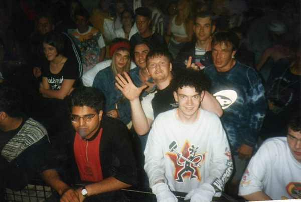 Crowd dancing at an Egebamyasi live show