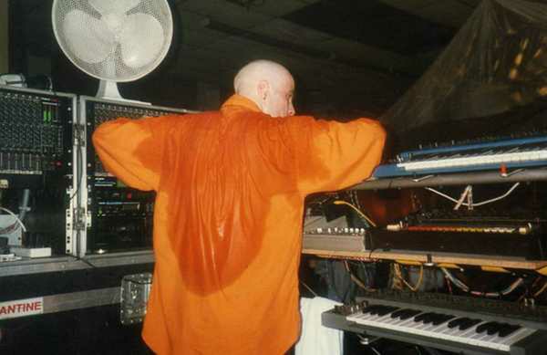 Crowd dancing at an Egebamyasi live show