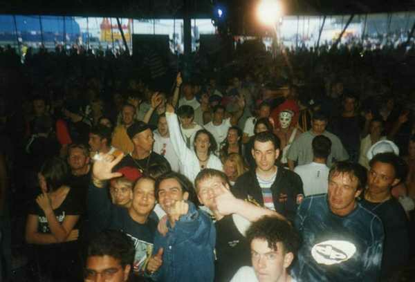 Crowd dancing at an Egebamyasi live show