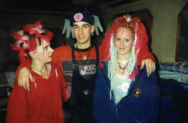Crowd dancing at an Egebamyasi live show