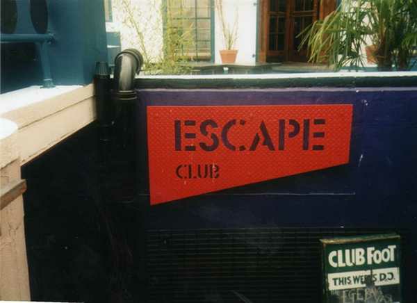 Crowd dancing at an Egebamyasi live show