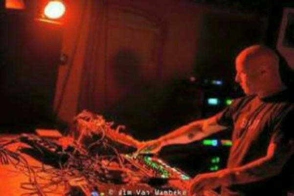 Egebamyasi performing live